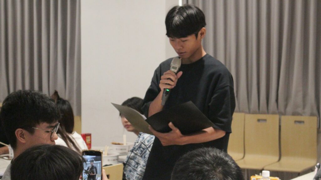 與新生互動活動